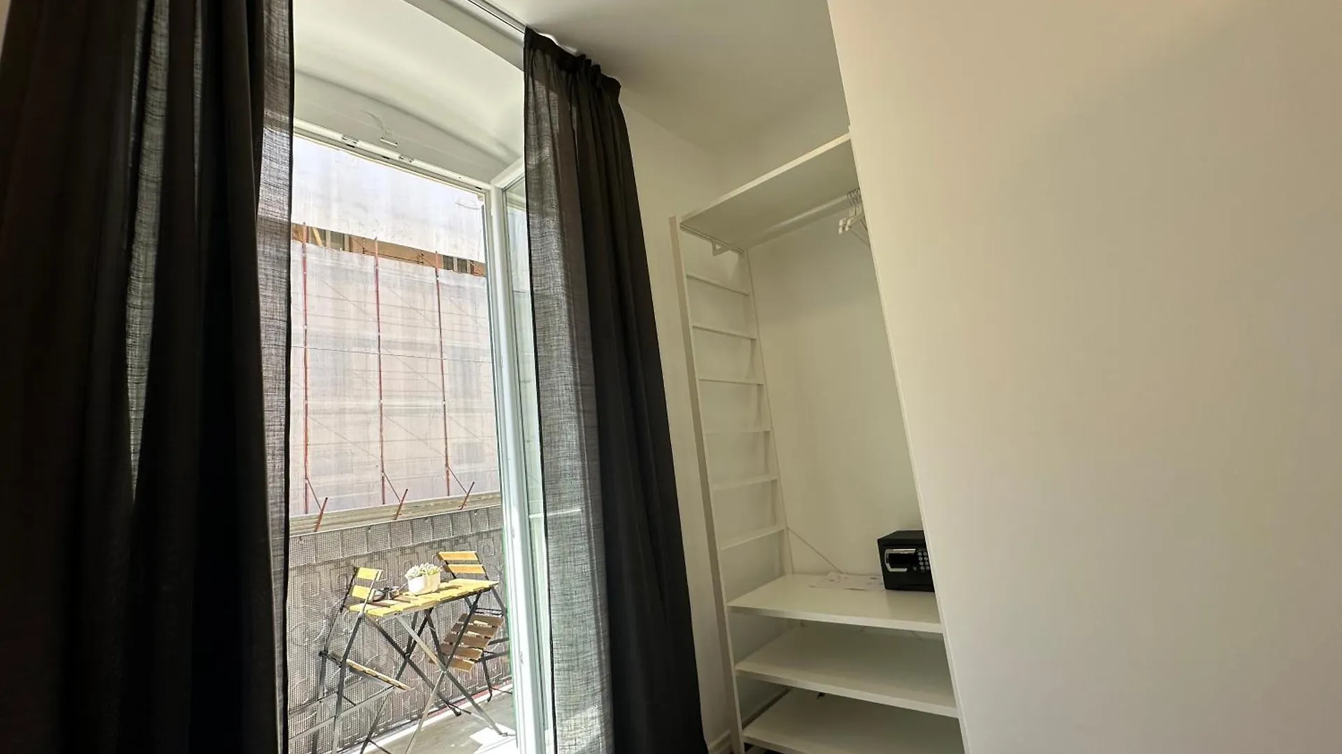 Sweet Rooms La Spezia 0*,  Italy