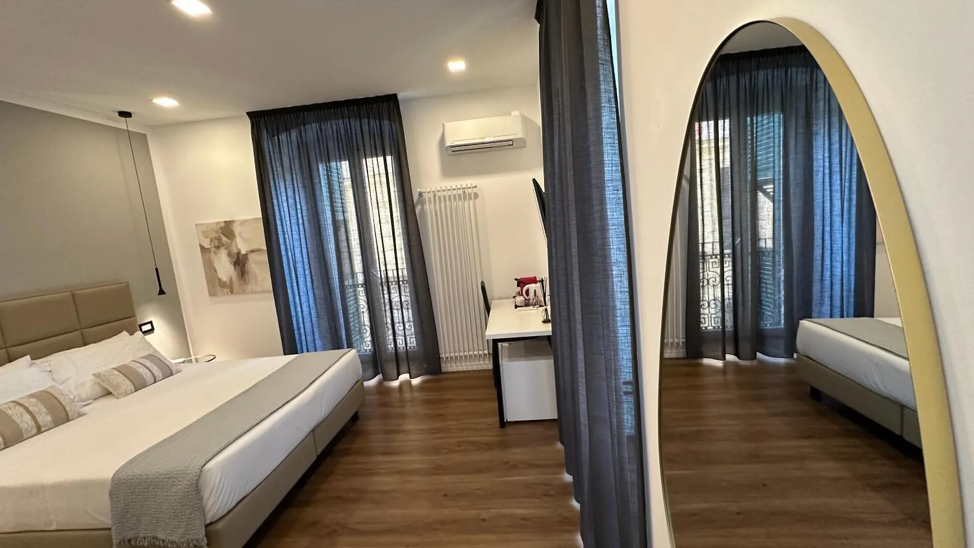 Sweet Rooms La Spezia Italy